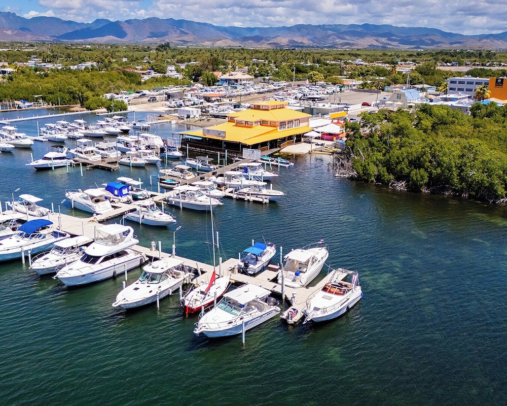 Hotel Vista Bahia & Marina in Salinas, Puerto Rico