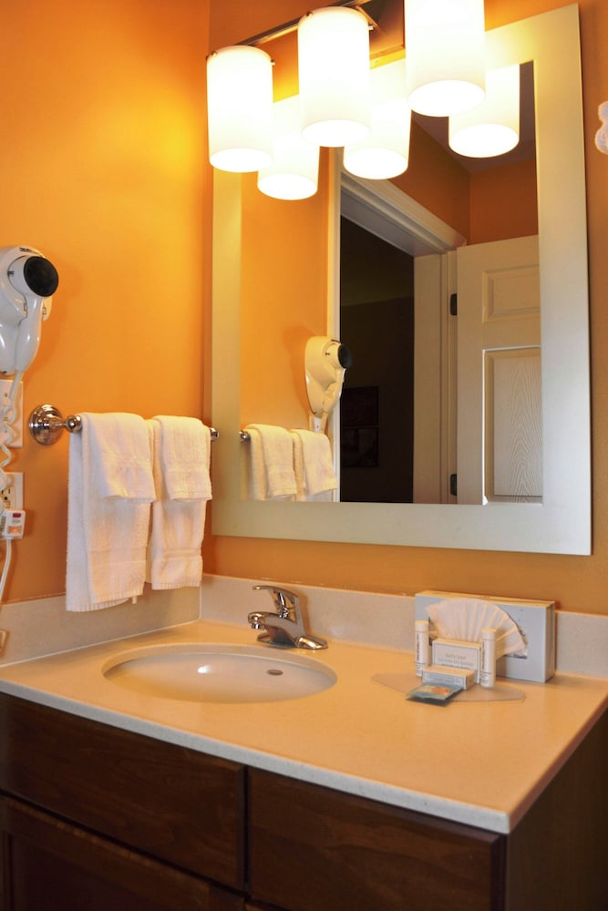 TownePlace Suites by Marriott Quantico Stafford - photo 37