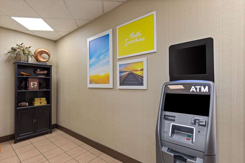 Days Inn by Wyndham Knoxville East - photo 7