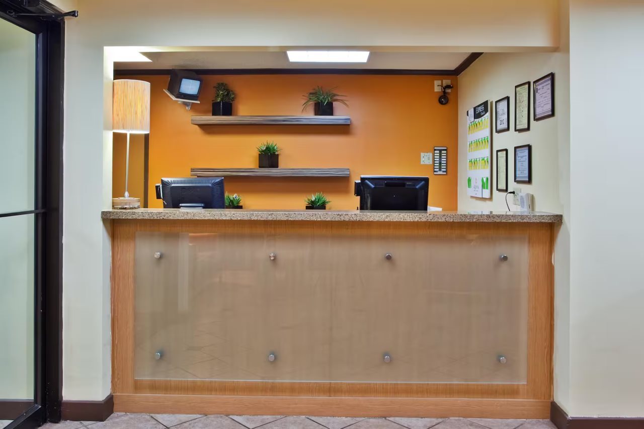 Travelodge by Wyndham Columbus State University - photo 6