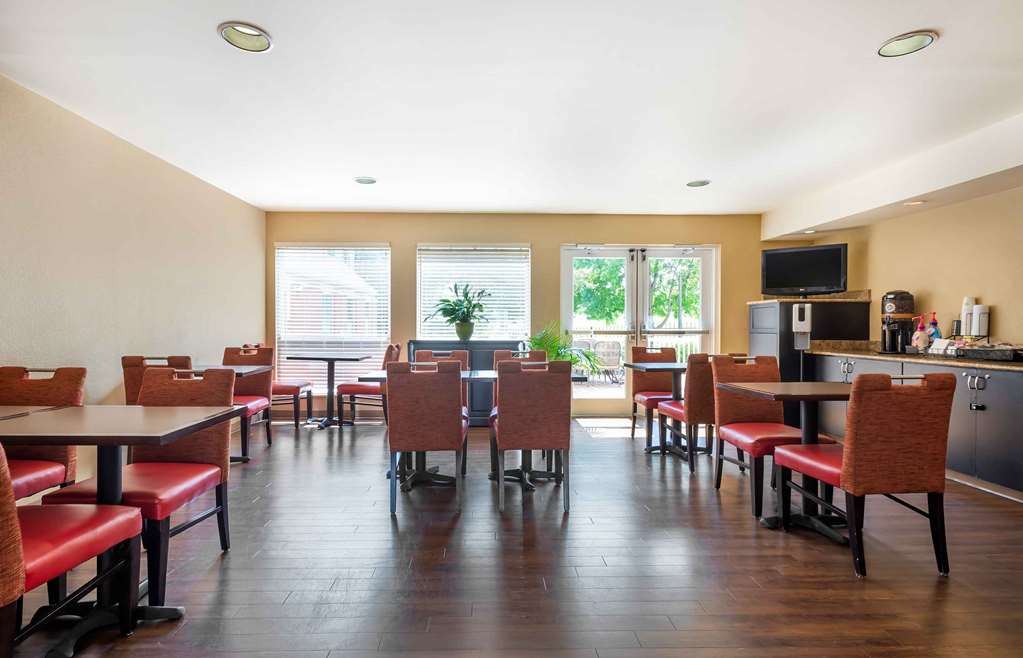 Extended Stay America Suites Philadelphia Malvern - photo 9
