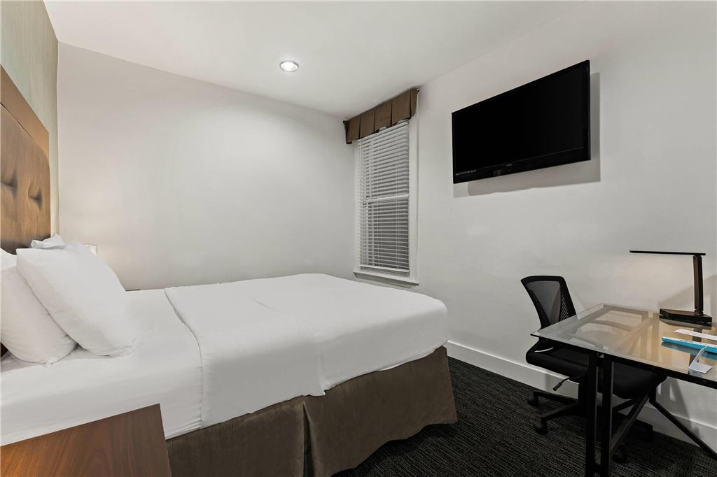 Quality Inn Philadelphia Center City - photo 17