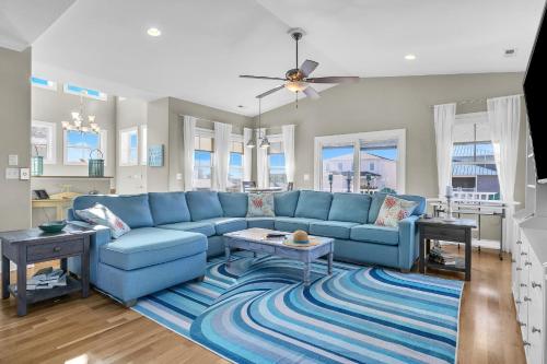 Porpoise Driven Life by Oak Island Accommodations - photo 48
