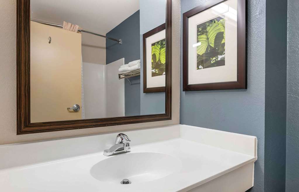 Extended Stay America Suites Fort Wayne South - photo 25