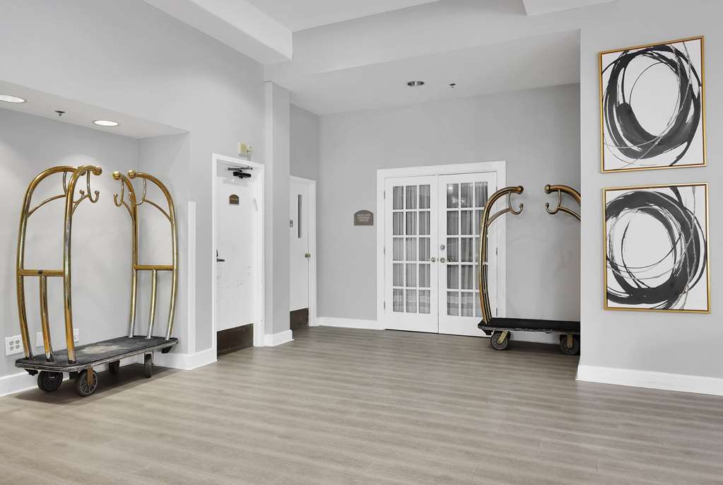 Ramada by Wyndham Jacksonville I 95 by Butler Blvd - photo 21