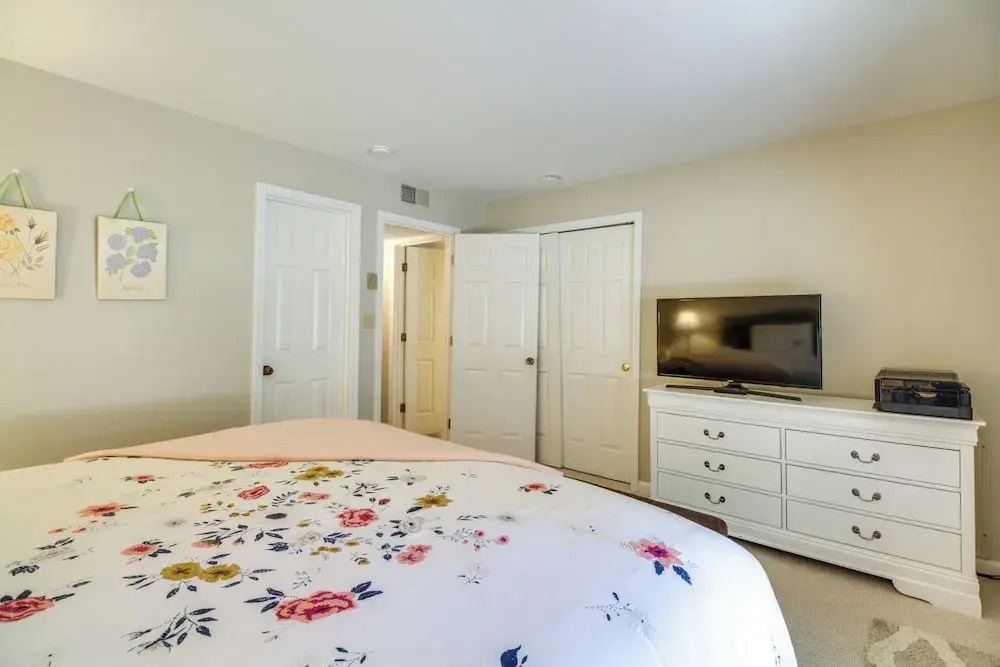 Pet Friendly Wintergreen Resort Condo with Patio - photo 3