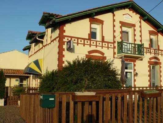 Aux Bois Flotte S in La Rochelle, France