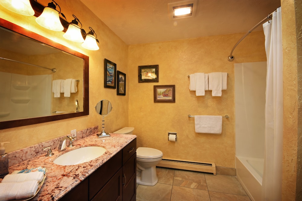 Bad Rock Bed and Breakfast Inn - photo 43
