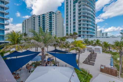 Hyde Beach Luxury Condo Resort apts - photo 45