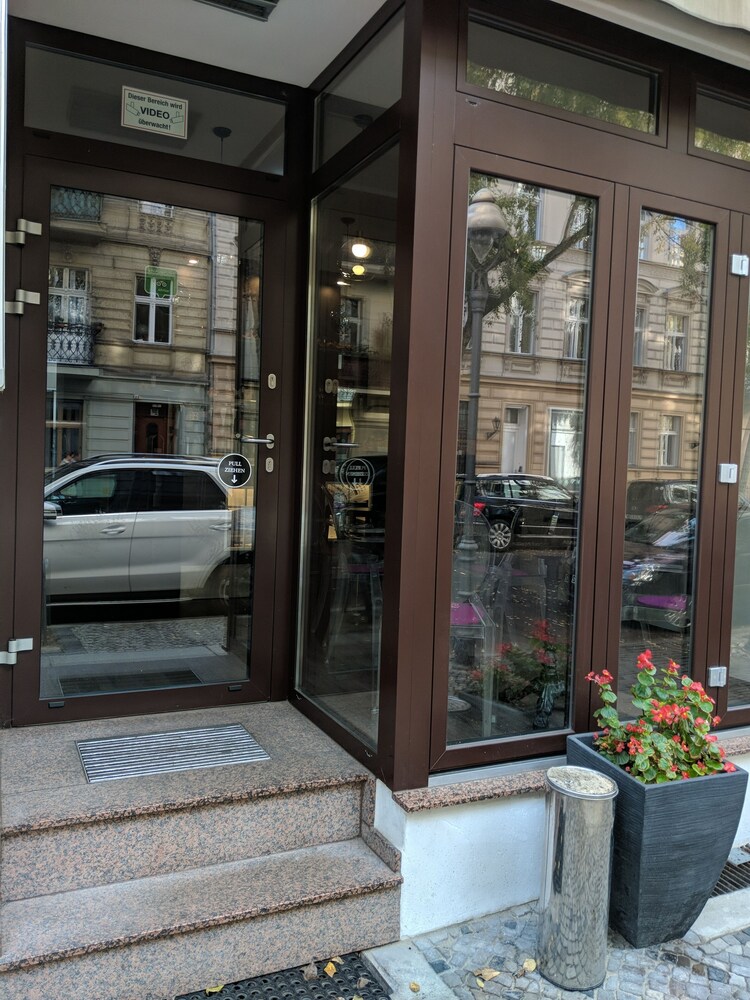 Hotel Haubach - last minute hotel in Berlin