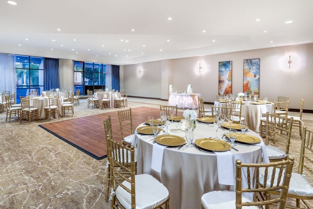 Crowne Plaza Los Angeles Harbor Hotel by IHG - photo 78