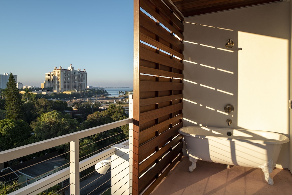 The Sarasota Modern a Tribute Portfolio Hotel - photo 36