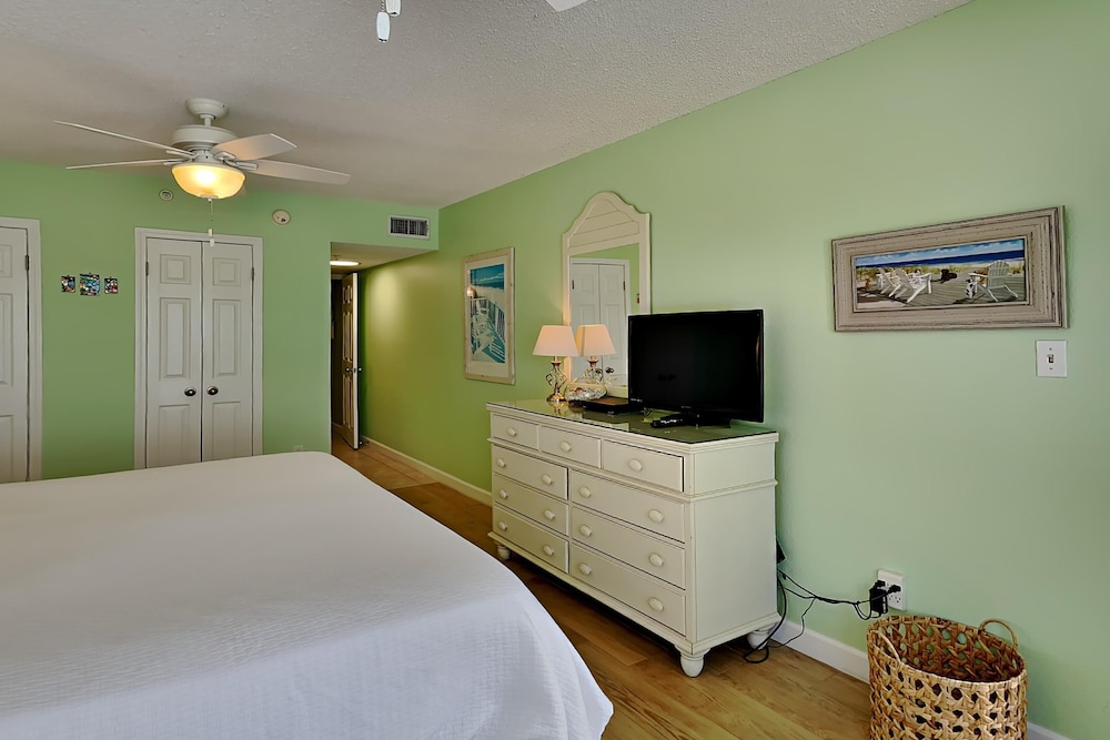 Emerald Towers West - photo 9
