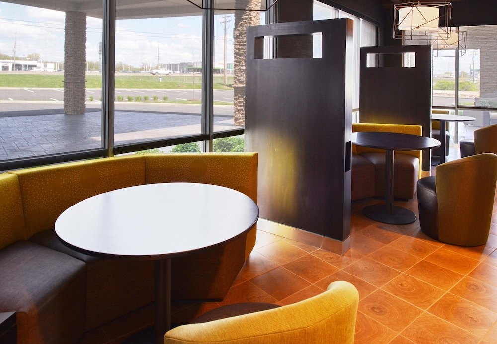 Courtyard by Marriott St. Louis St. Peters - photo 5