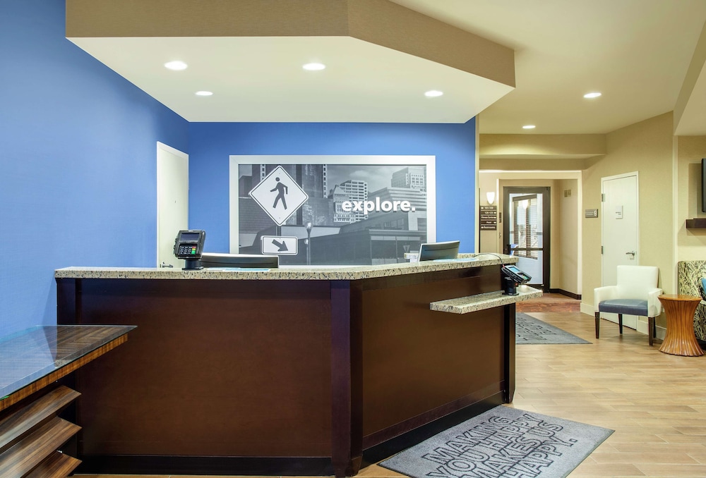 Hampton Inn by Hilton Merrillville - photo 4