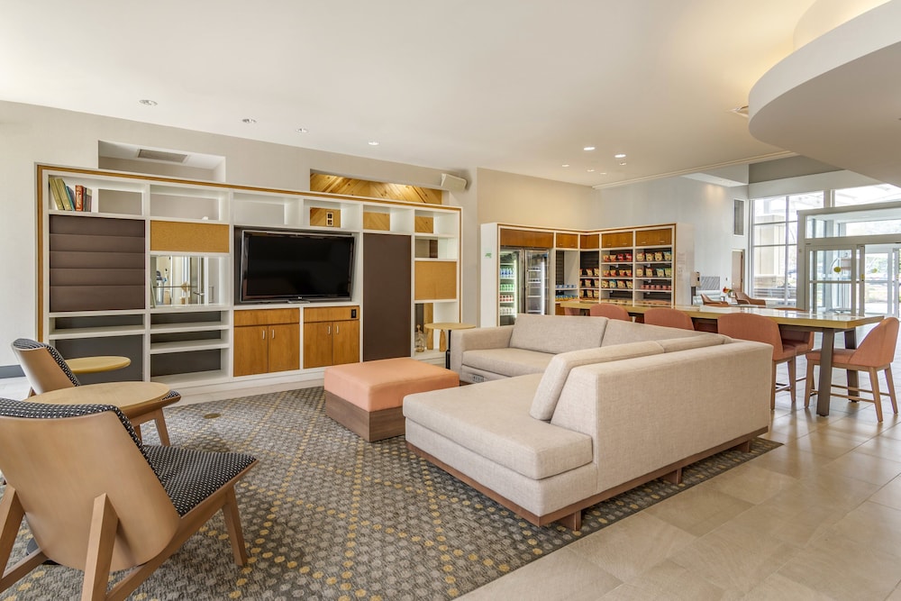 Holiday Inn Atlanta Gas South Arena Area by IHG - photo 36