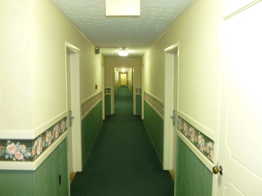 Guest Keeper Inn - photo 13