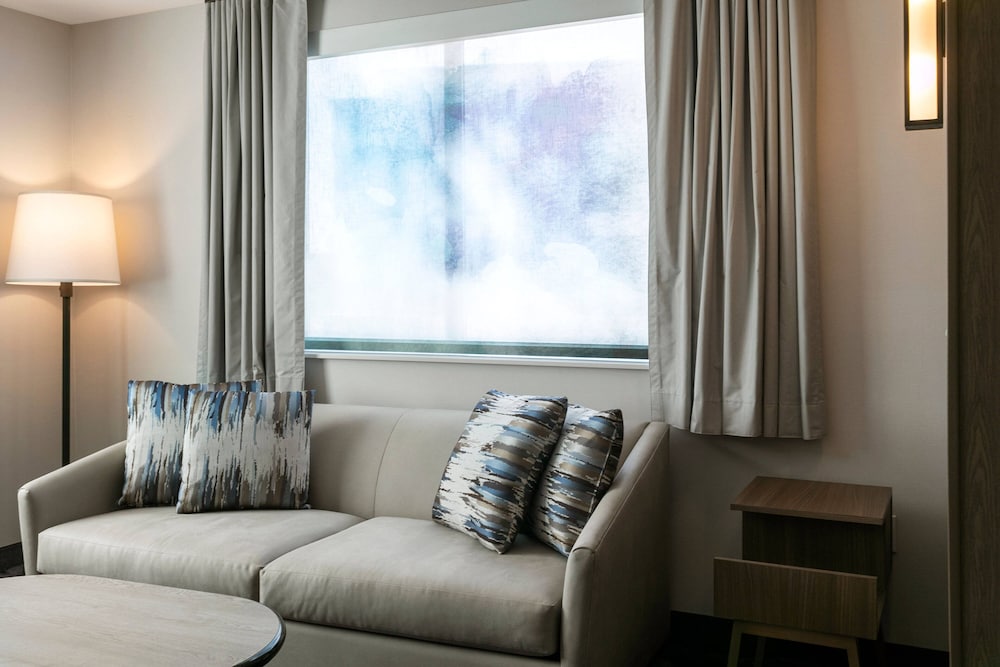 Fairfield Inn & Suites by Marriott San Diego Pacific Beach - photo 15