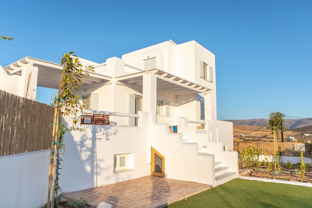 Naxian Resort — Naxos