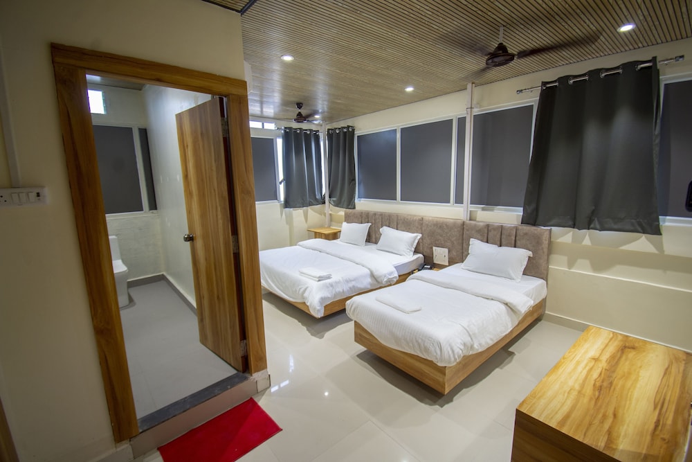 Hotel Anubhuti in Ujjain, India