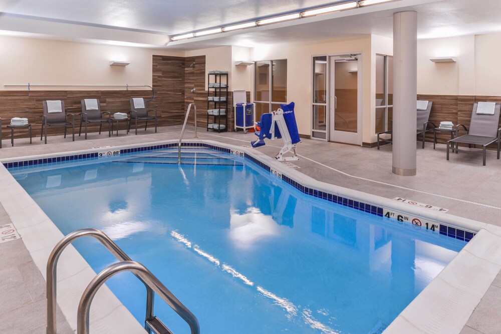 Fairfield Inn & Suites by Marriott Coralville - photo 21