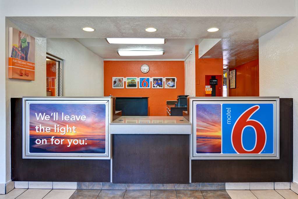 Motel 6 Dania Beach - photo 21