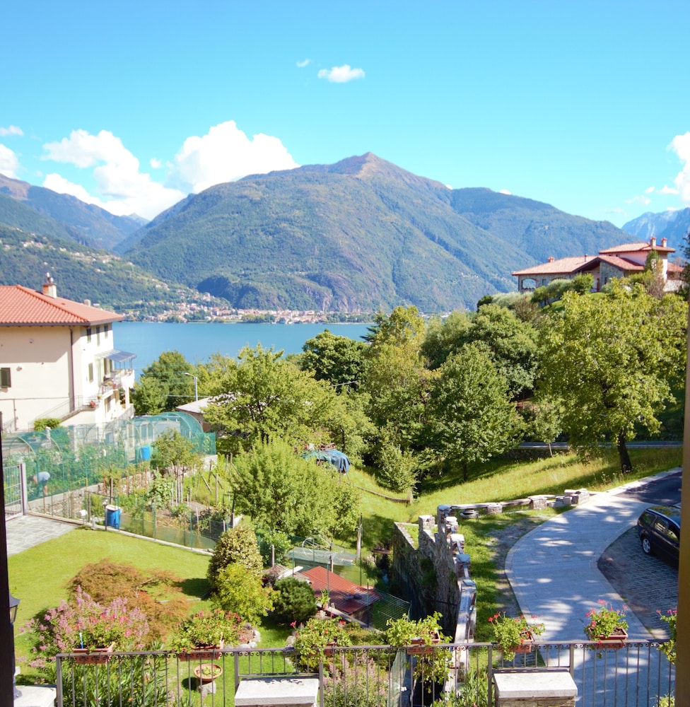 Antico Borgo — 4-Star Luxury Hotel in Cremia, Italy