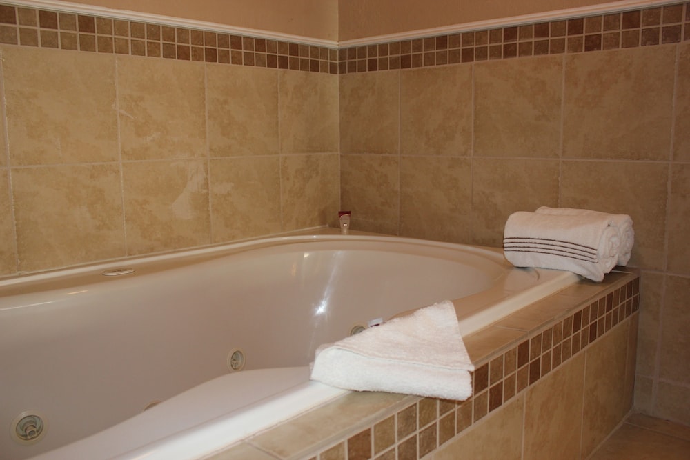 Lava Spa Motel & RV Park - photo 26