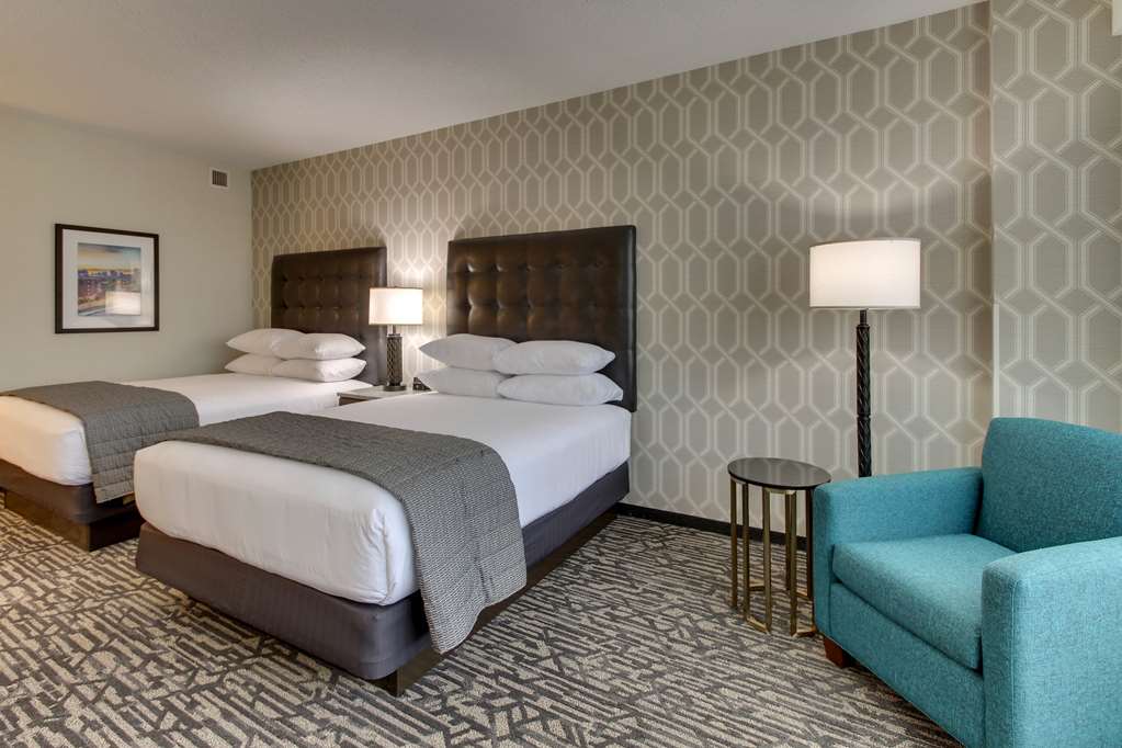 Drury Plaza Hotel Richmond - photo 32