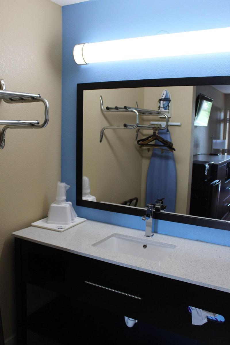 Motel6 Oklahoma City OK Frontier City - photo 30