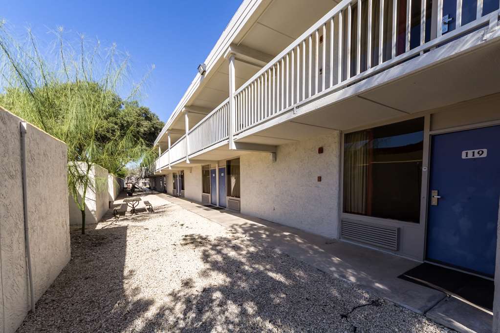Motel 6 Uvalde TX - photo 6