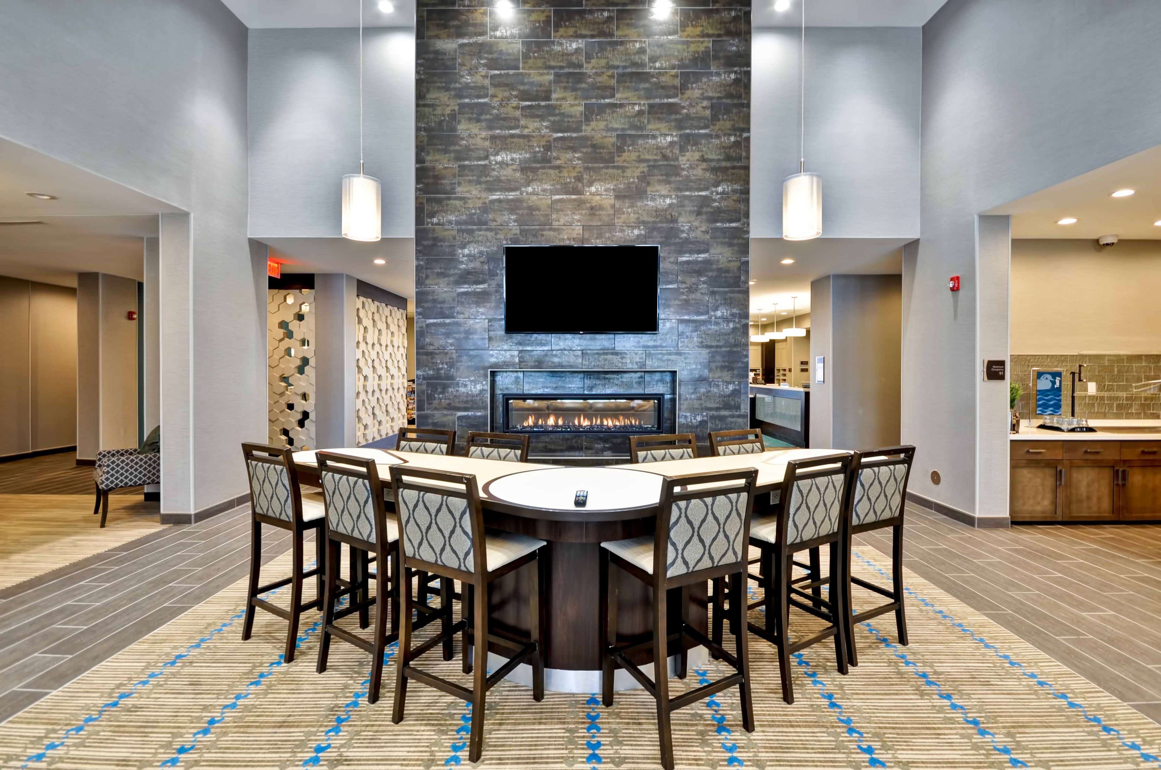 Homewood Suites by Hilton Cincinnati West Chester - photo 10