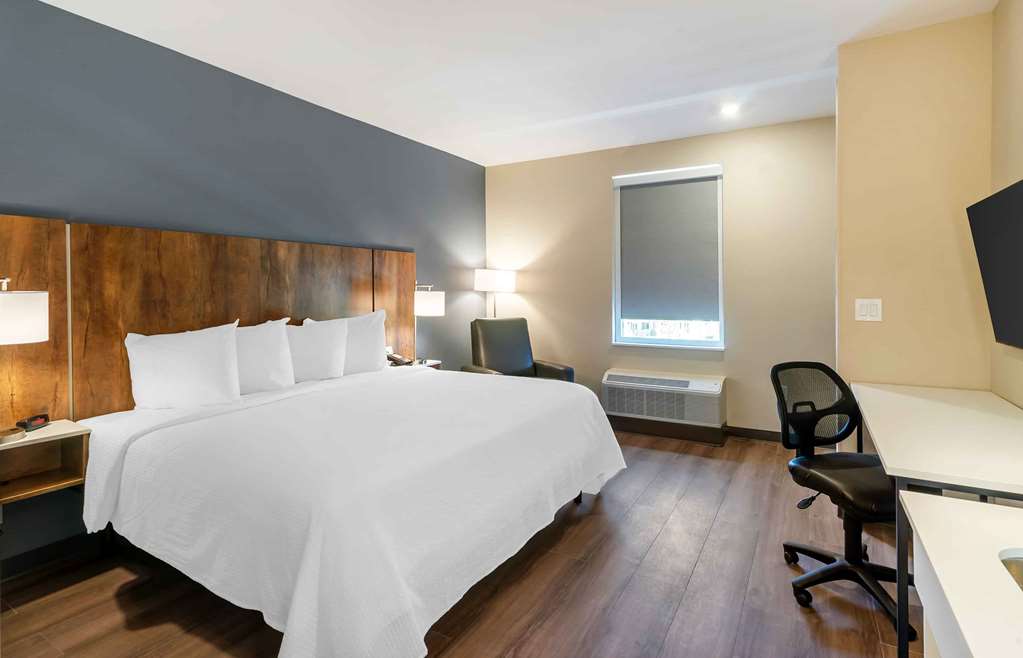 Extended Stay America Premier Suites Fort Myers Airport - photo 28