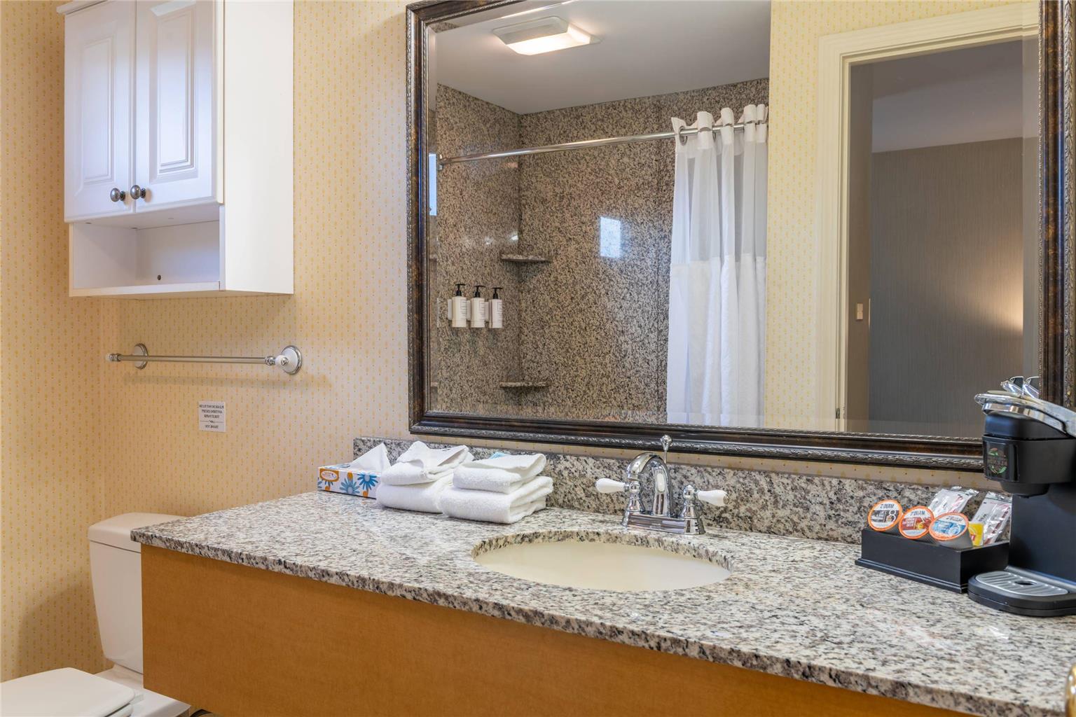 Port Inn and Suites Portsmouth an Ascend Collection Hotel - photo 17