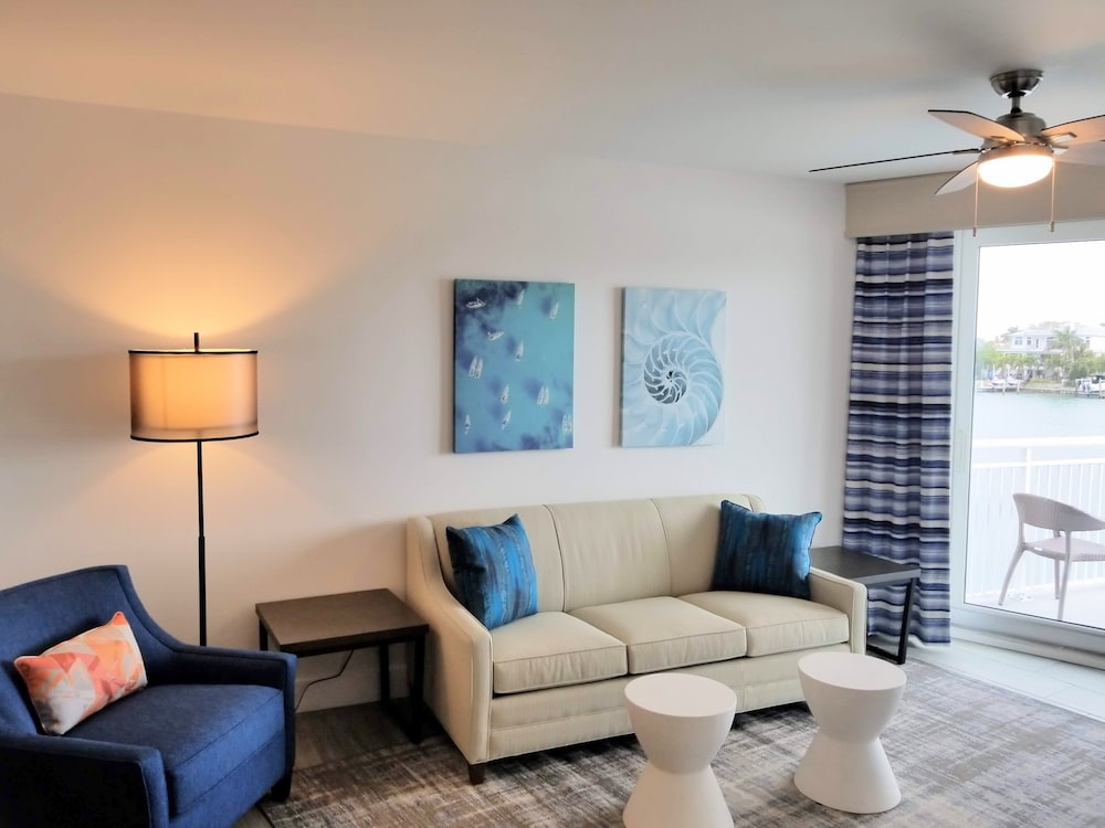 Provident Oceana Beachfront Suites - photo 20