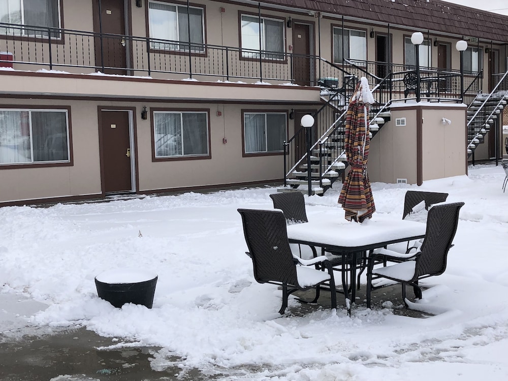 Bristlecone Motel - photo 46