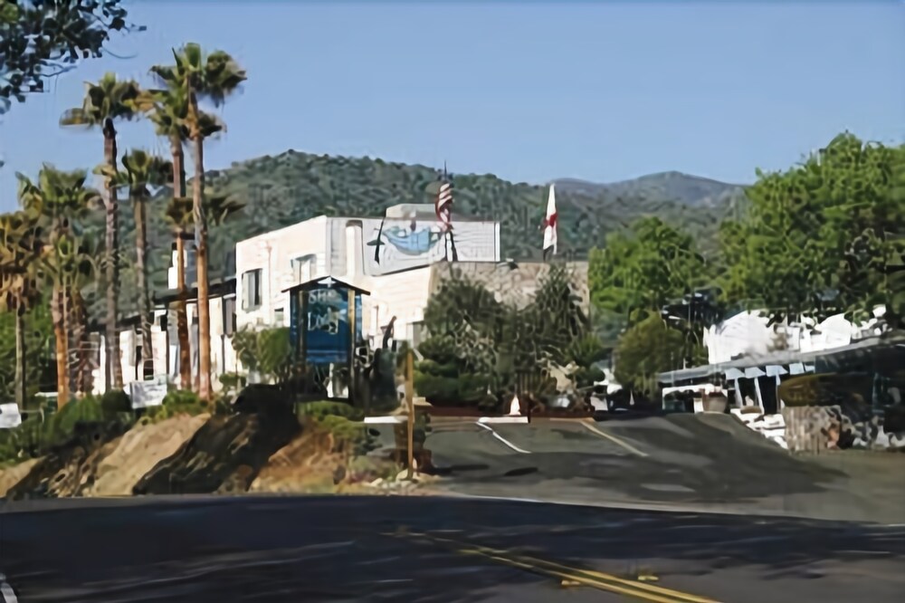 Sequoia Village - photo 60