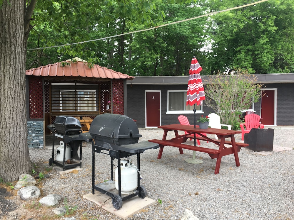 Edgewater Resorts Edgewater Inn in Wasaga Beach, Canada