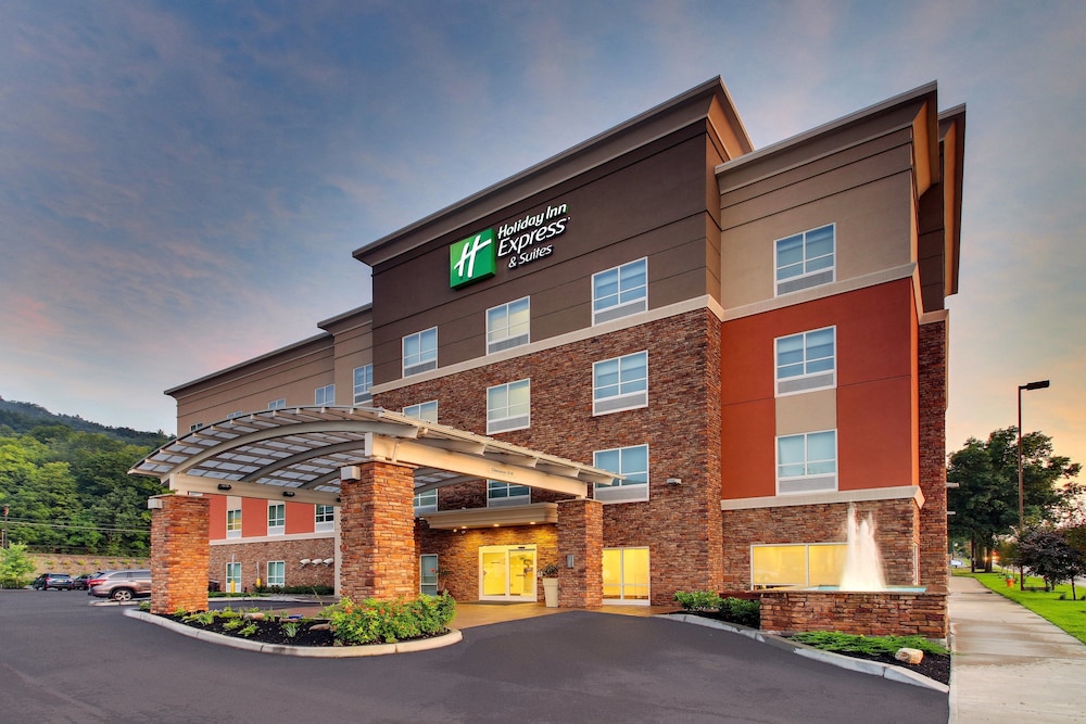 Holiday Inn Express & Suites Ithaca by IHG — hotel in Ithaca