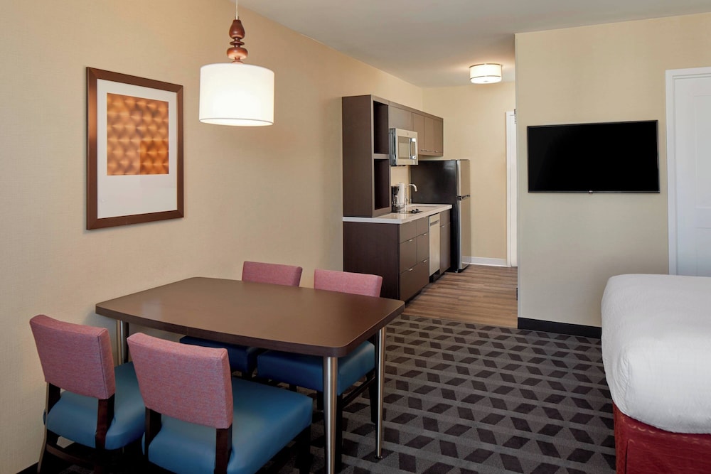TownePlace Suites by Marriott Columbus North OSU - photo 13