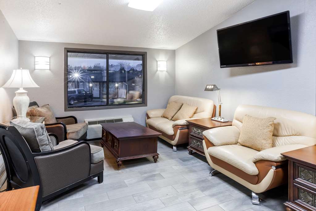 Knights Inn Flint - photo 3