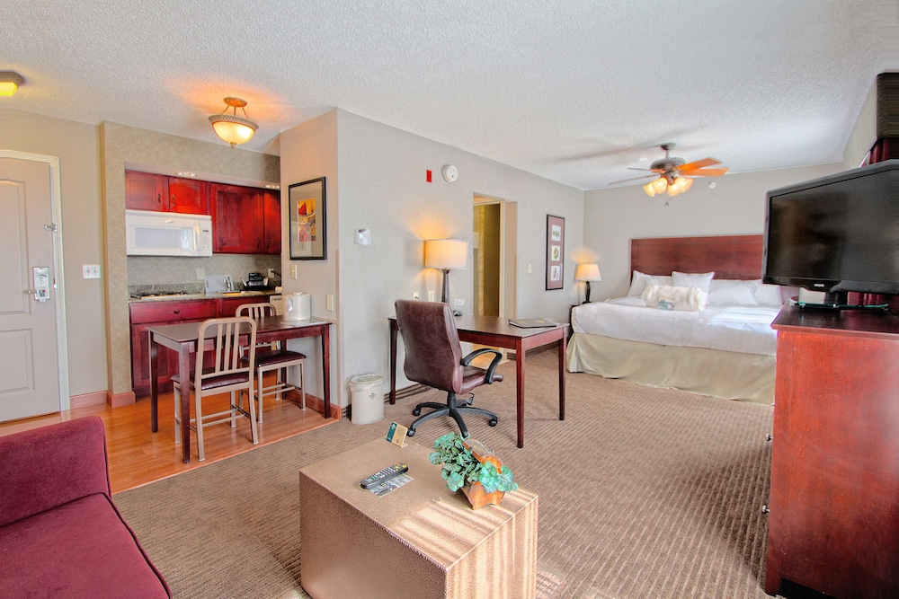 Homewood Suites by Hilton Bloomington - photo 24