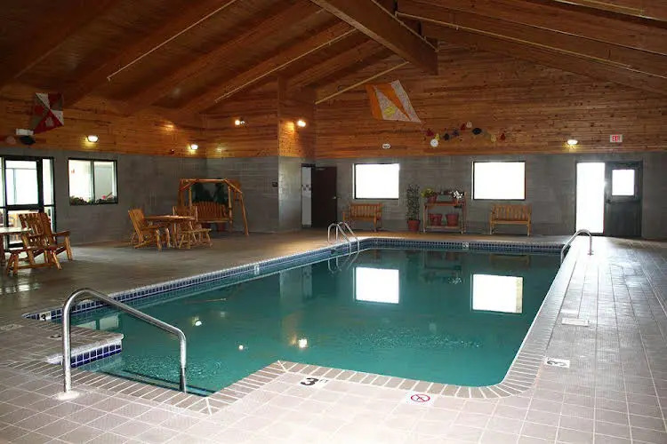 AmericInn Belle Plaine - photo 11
