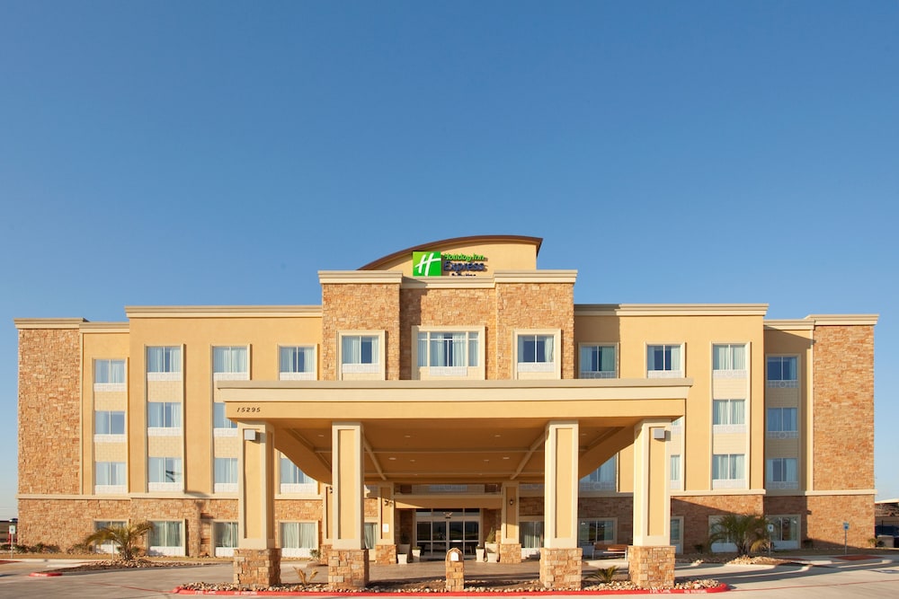 Holiday Inn Express & Suites Austin South Buda