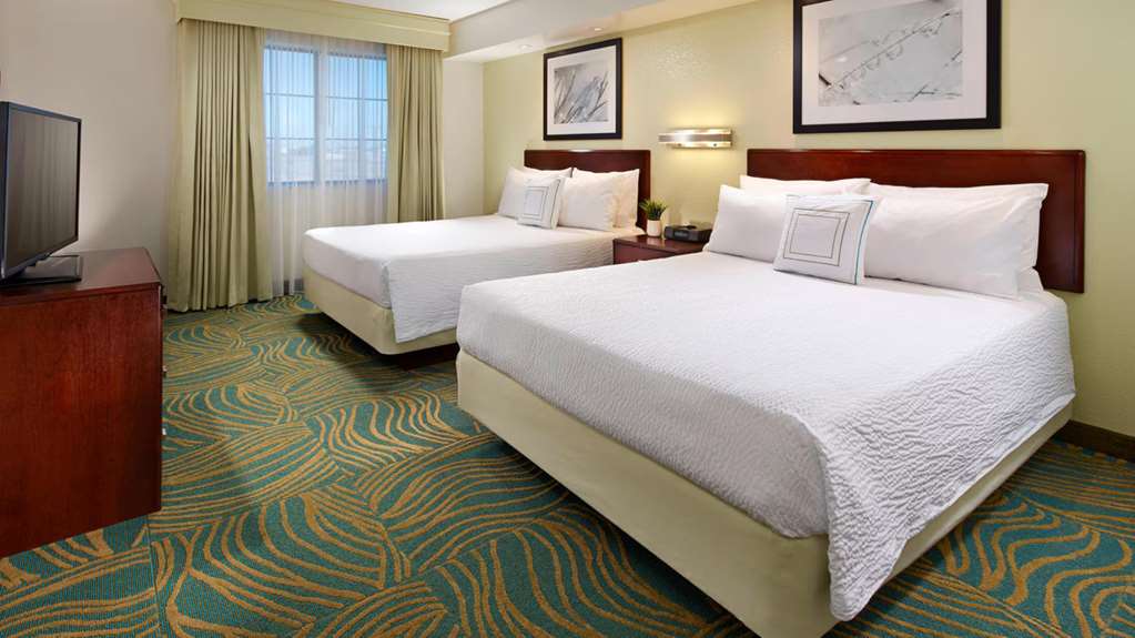 Best Western Hesperia Victorville Suites - photo 6