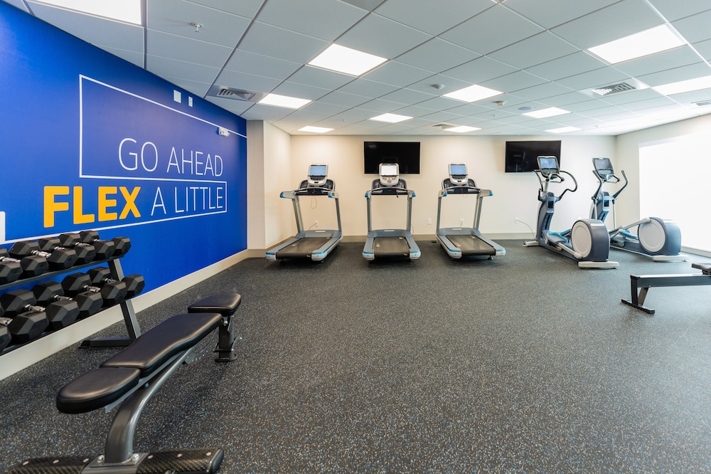 Holiday Inn Express & Suites Charlottesville by IHG - photo 87
