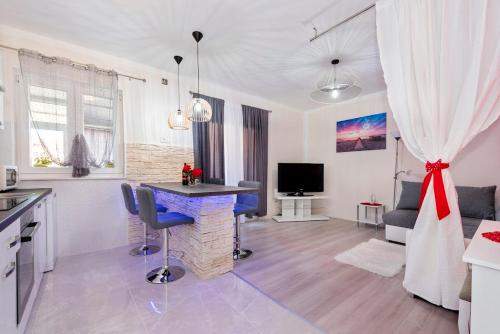 Lana Šibenik — 4-Star Luxury Hotel in Sibenik, Croatia