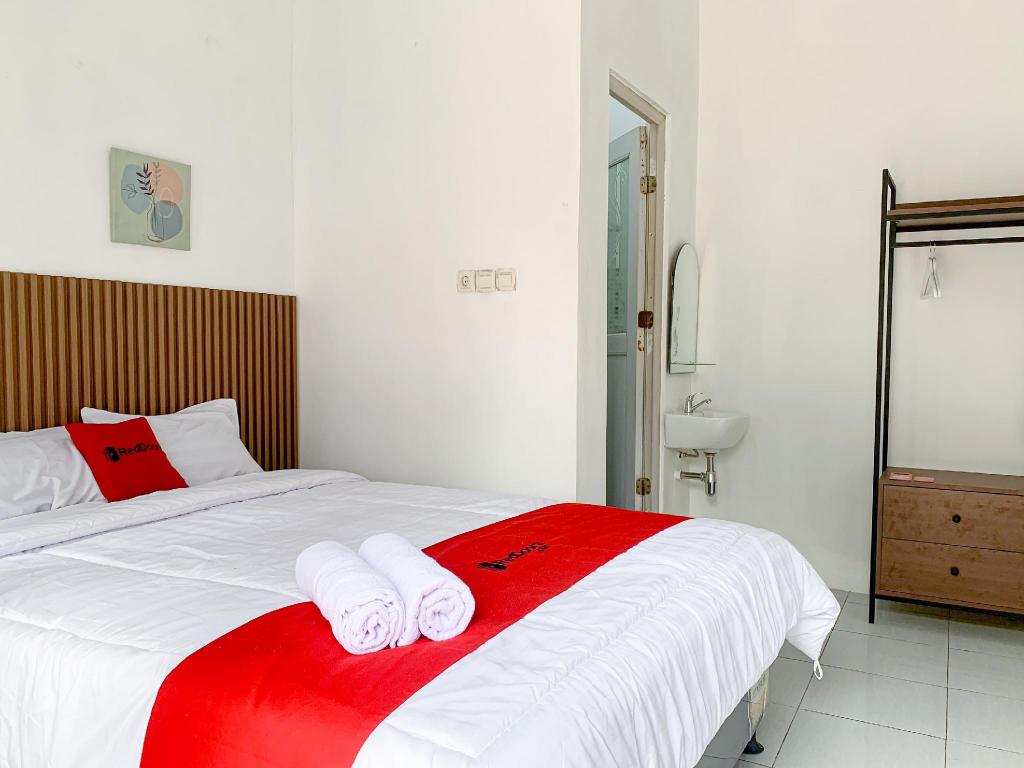 Reddoorz Near Fkip Untirta Serang in Banjar, Indonesia