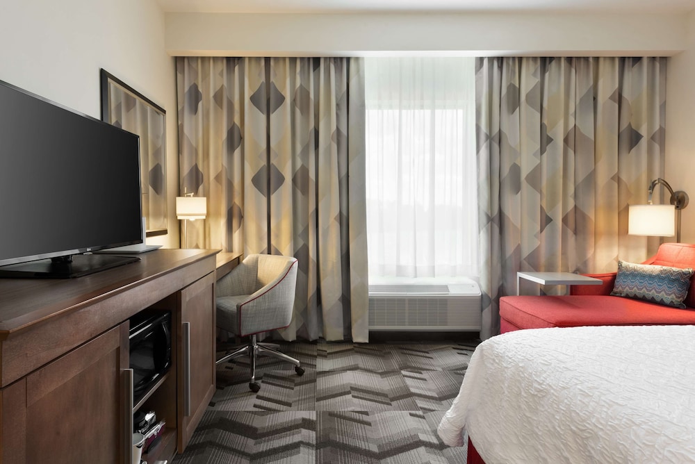 Hampton Inn Spring Hill TN - photo 8