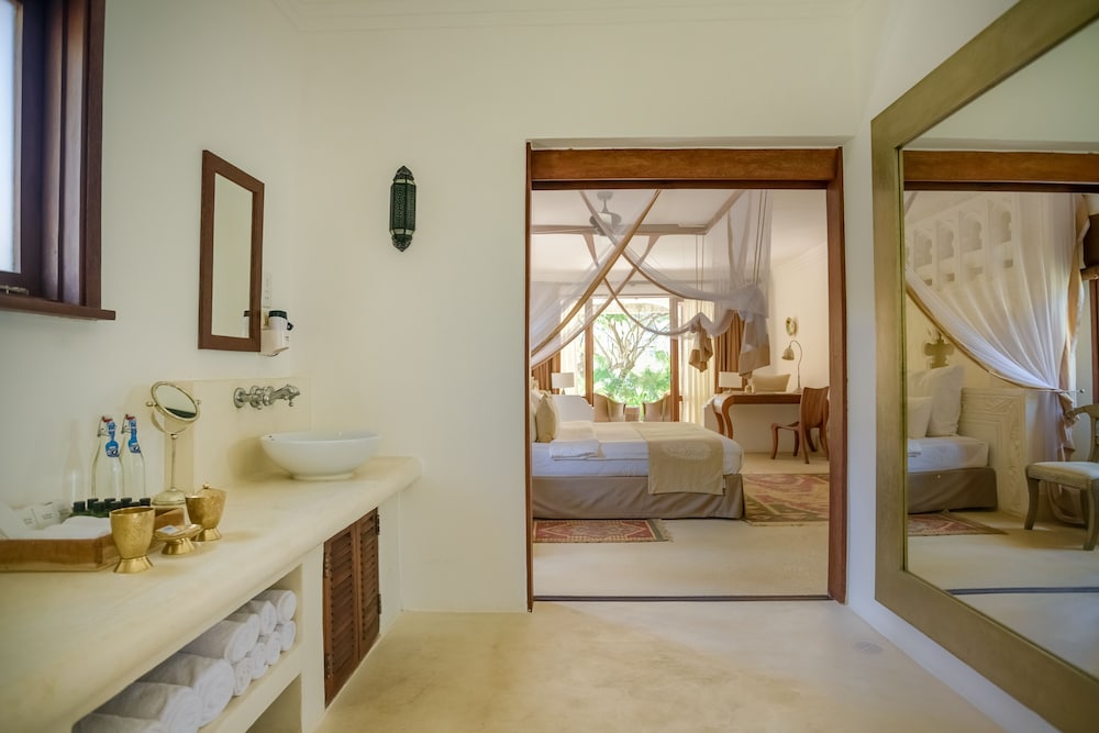 Swahili Beach Resort — Mombasa — photo 4